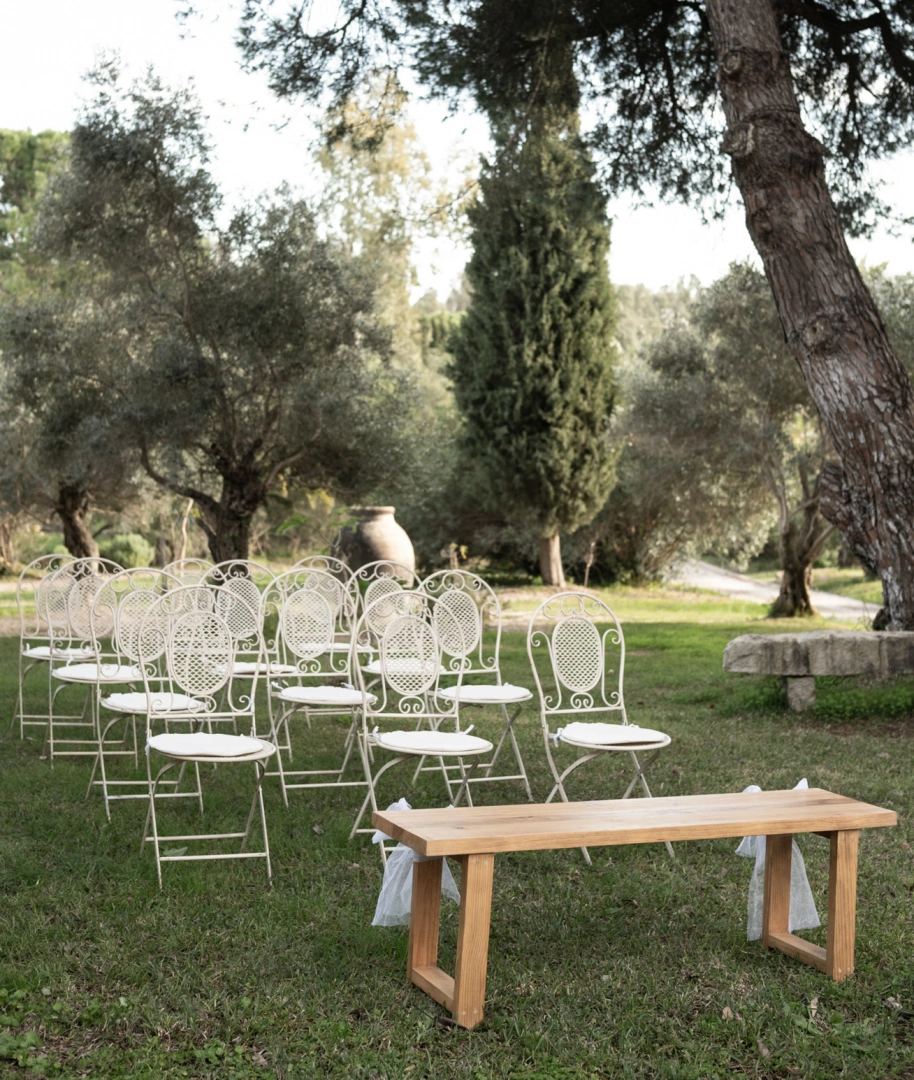 COLECCIÓN MOBILIARIO